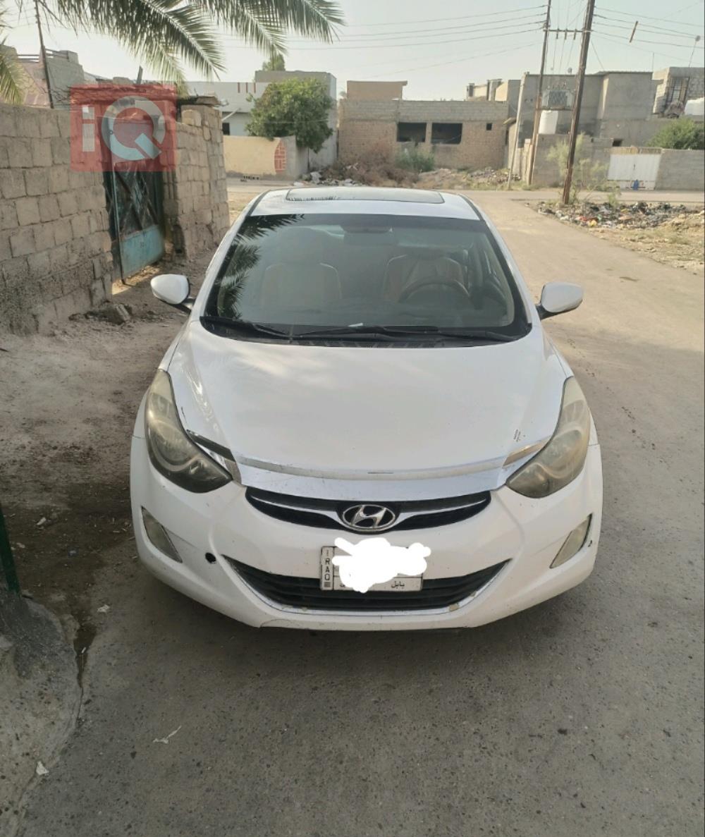 هیوندای ئەلەنترا